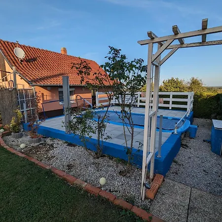 Apartment Herbert Galambok